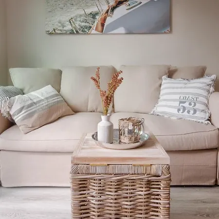 Little Harbourside Apartment *