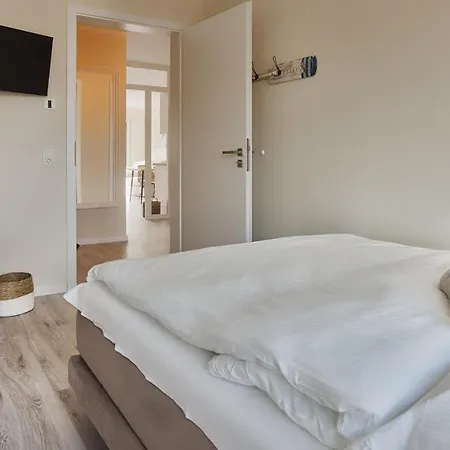 Little Harbourside Apartment *